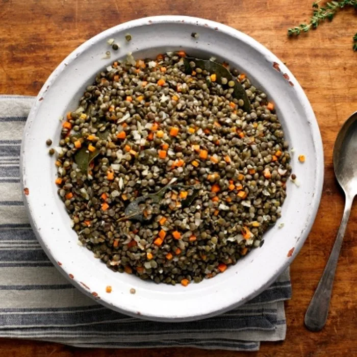 French Lentils with Garlic and Thyme