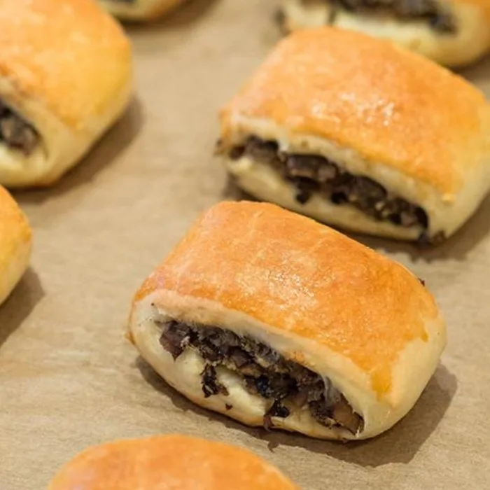 Pasteciki (Polish Meat Pastries)