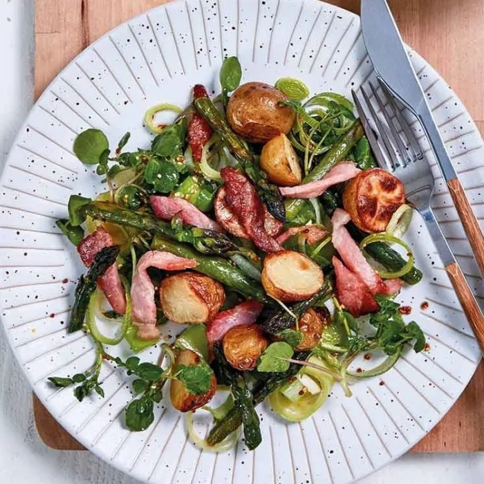 Warm Salad with Roasted Asparagus and Bacon