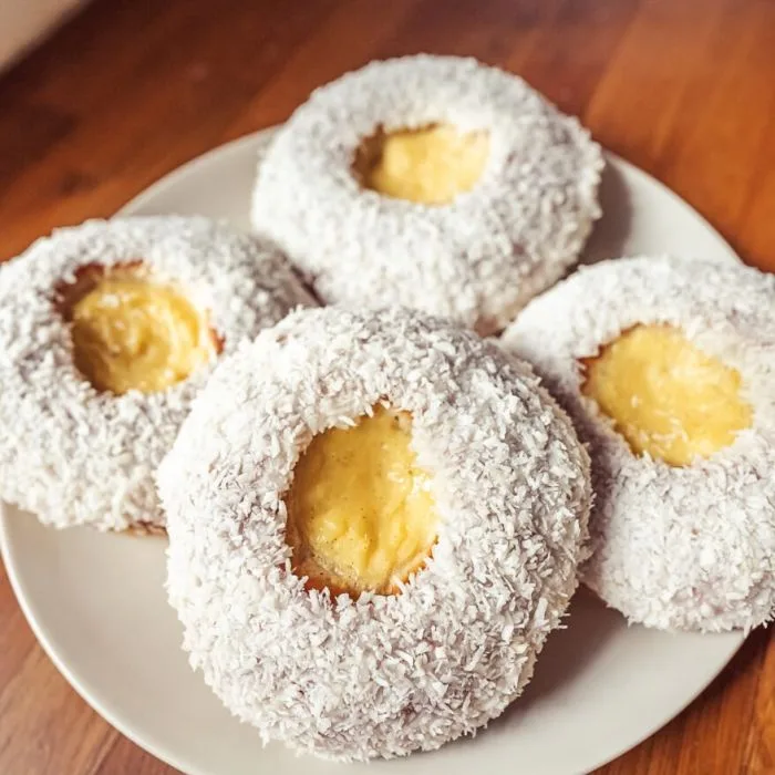 Норвежские булочки Скулеболлер