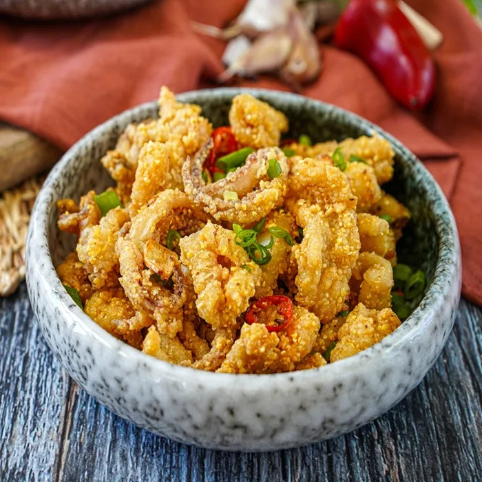Кальмар с солью и перцем