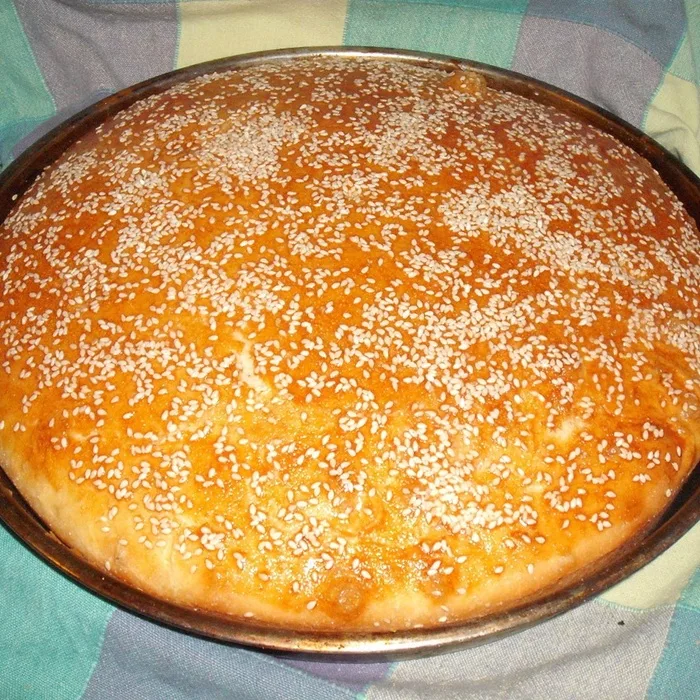 Khobz El-Dar (Algerian Semolina Bread)